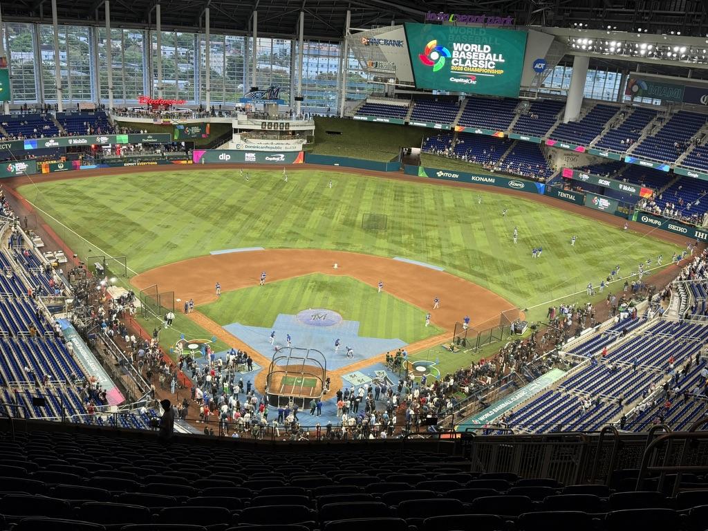 ローンデポパーク試合前の練習風景