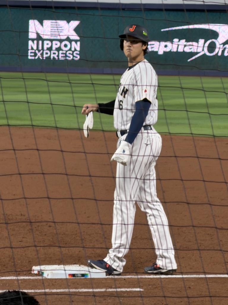 大谷翔平選手がフィールドで