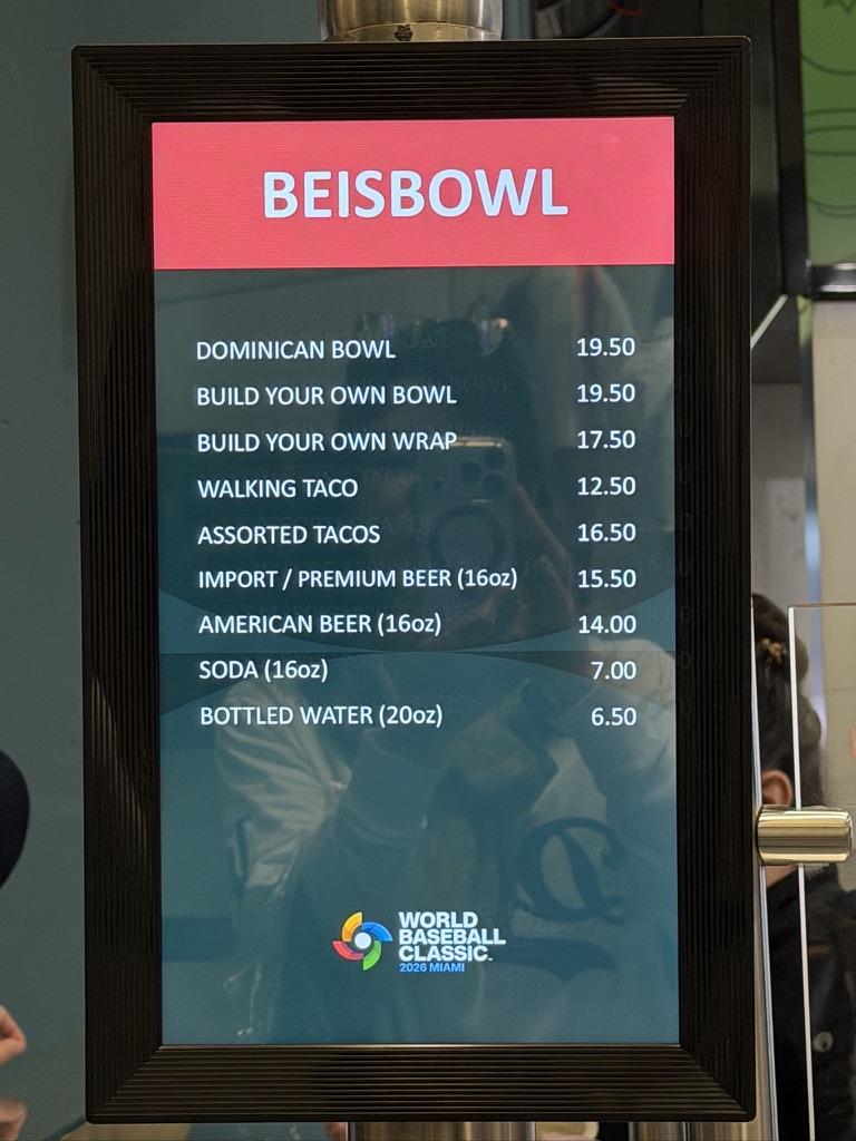 Béis Bowl メニューボード